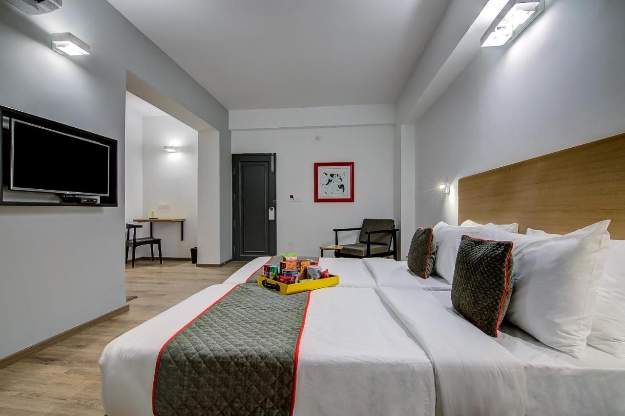 Oyo Townhouse 42 Urvashi Theatre Hotel Chennai Luaran gambar