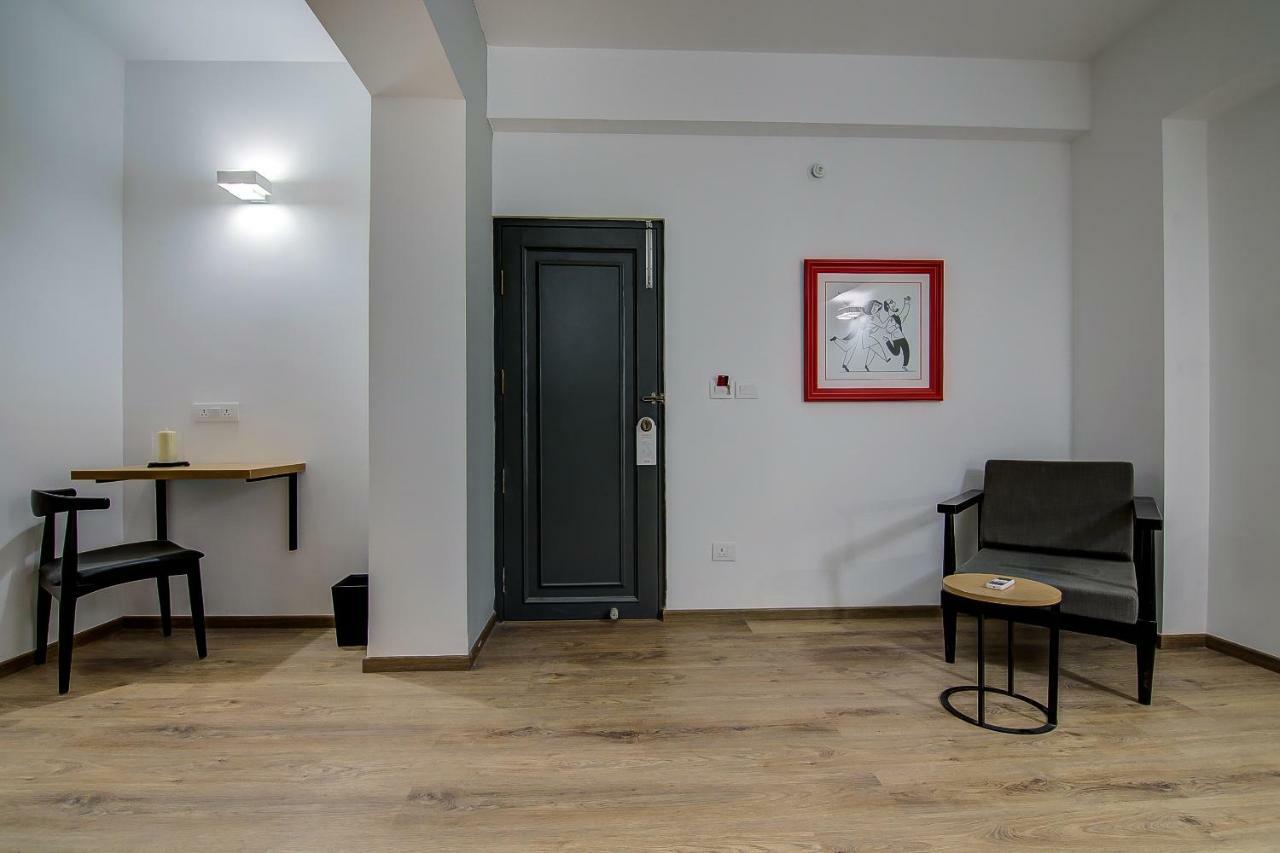 Oyo Townhouse 42 Urvashi Theatre Hotel Chennai Luaran gambar