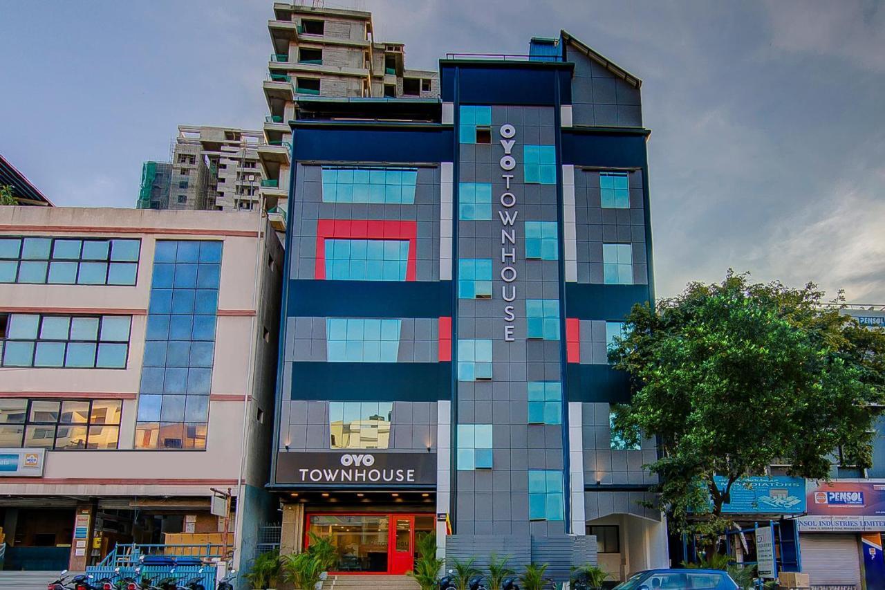 Oyo Townhouse 42 Urvashi Theatre Hotel Chennai Luaran gambar